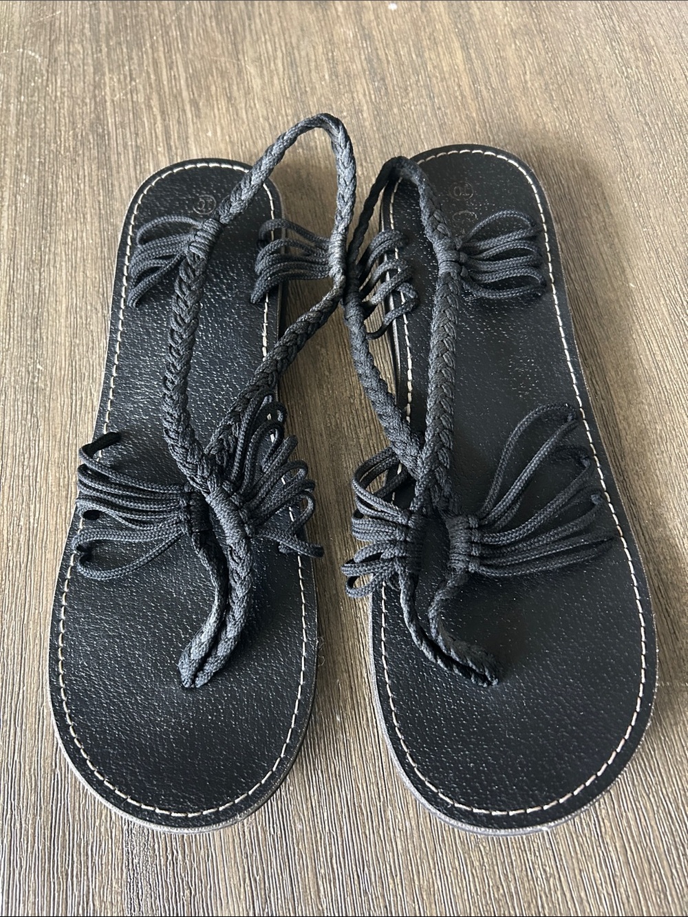 Capana Women’s Black Braided Strap Sandals - Classic Summer Flip Flops, Sz. 10.